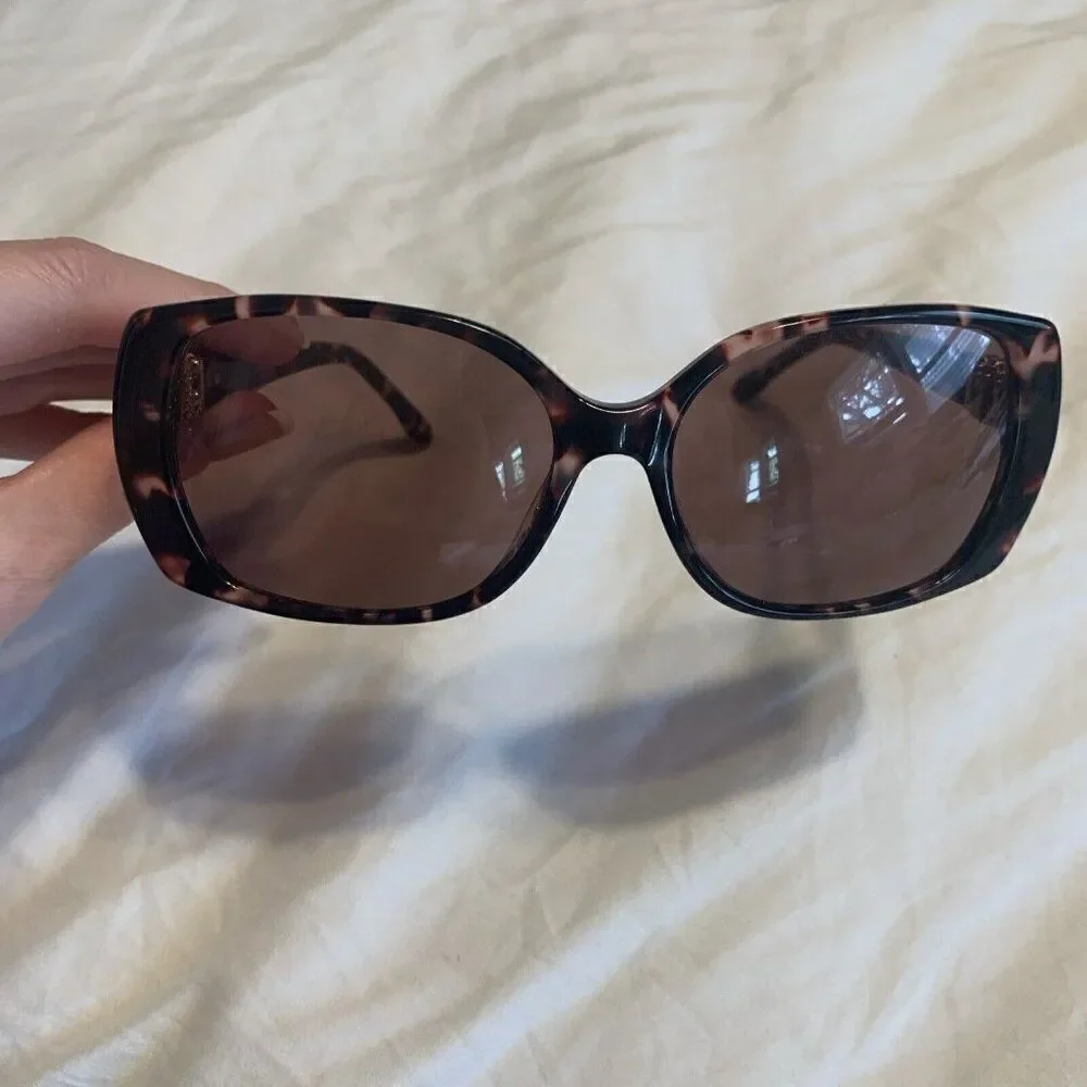 Bcbg Maxazria Burgundy Wine Red Black Combo Rhinestone Rectangle Sunglasses